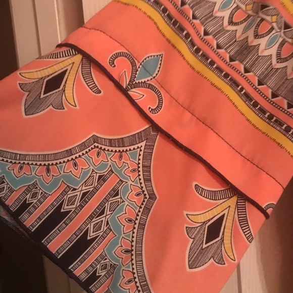 Cocktail length dress - Picture 4 of 6